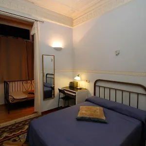 2* Pensión Central
